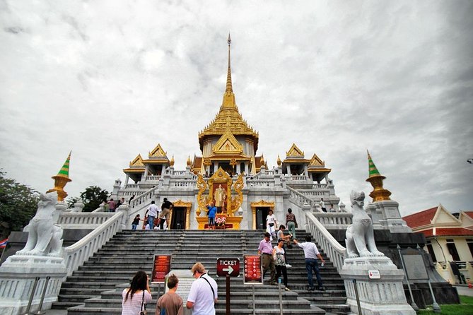 Laem Chabang Shore Excursion : Shopping, Massage & Food Tasting - Pak Khlong Flower Talat to JJ Mall: shopping with a plan