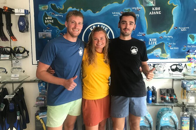 Learn to scuba dive with professional instructors - 3 days - What’s included in the price (and what you’ll pay after you arrive)