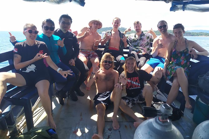 Learn to scuba dive with professional instructors - 3 days - Small groups and pro coaching: Kailey and Addie’s teaching style matters