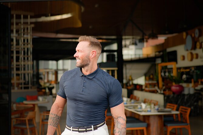 Lifestyle portrait photoshoot in Phuket - Bring 2–3 outfits: how to get variety without wasting time