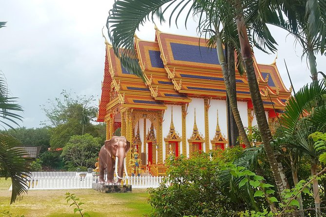 Local Temples and Traditional Market - Cheuk Khac Temple: What to Notice Beyond the Photo Spots