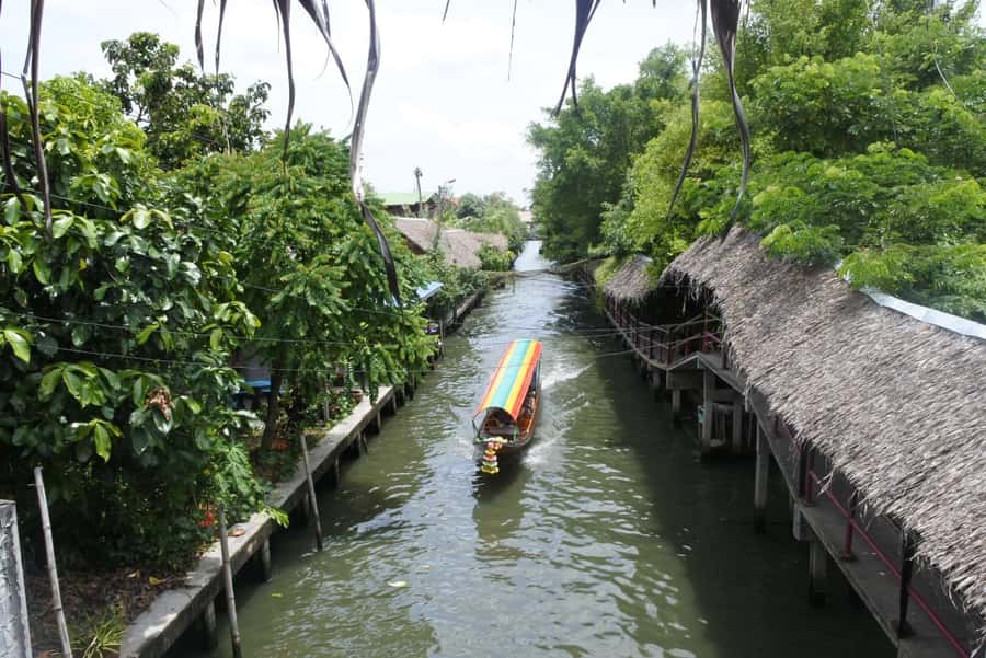 Local Weekend Markets: Khlong Lat Mayom & Chatuchak Tour - How This 8-Hour Market Tour Works (And Why It’s a Good Deal)