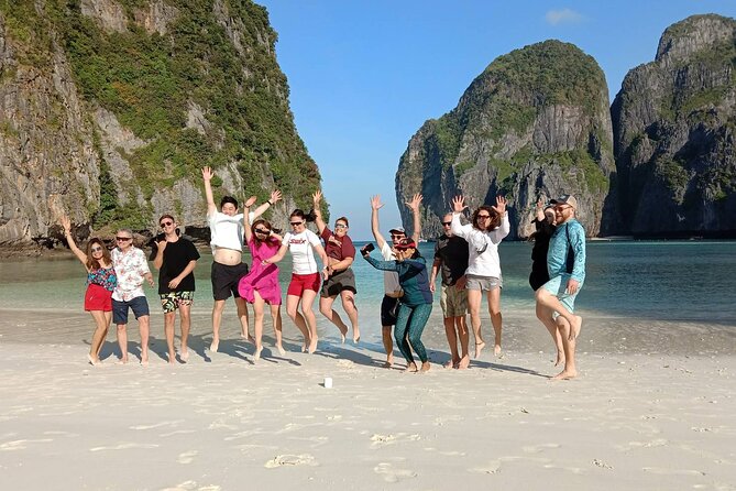 Luxury Private Motor Yacht Charter by Simba Sea Trips - Hong Island sea canoeing: why this part feels different