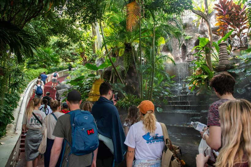 Mad Monkey Bangkok City Session - Walking Tour - Who should book this walking tour (and who might want to skip)