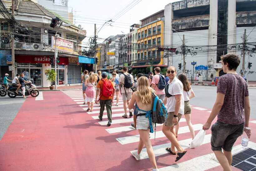 Mad Monkey Bangkok City Session - Walking Tour - The free Draught Beer Chang ending at Mad Monkey