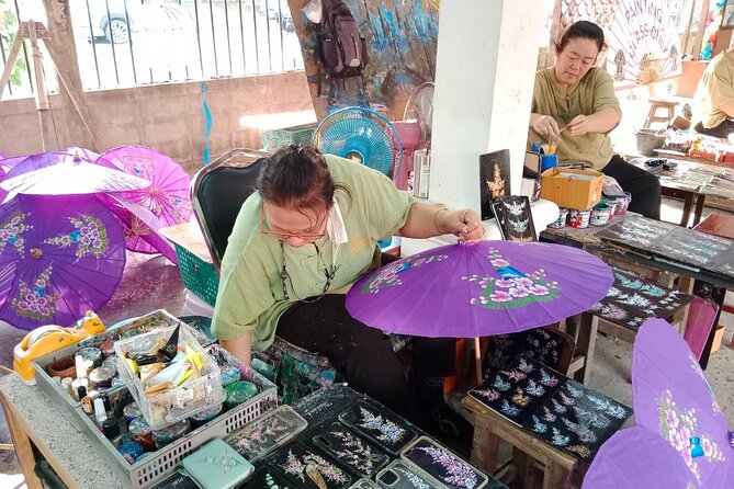 Mae Kampong Village, Hot Springs, Bor Sang Umbrellas Making Tour - Getting Picked Up in Chiang Mai (and the One Logistics Twist)