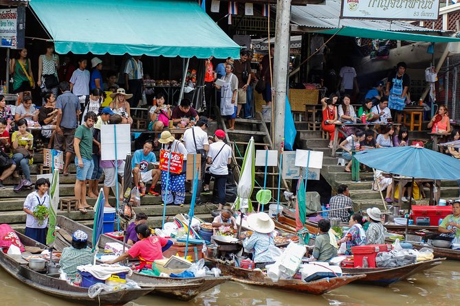 Maeklong & Damnoen Saduak Markets: Railway & Floating Market Tour - Damnoen Saduak Floating Market: Color, Noise, and a Real River-Living Feel