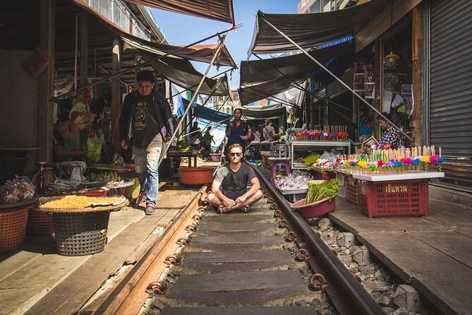 Maeklong Railway Market and Damnoen Saduak Floating Market Tour From Bangkok - Should you book this Maeklong and Damnoen Saduak tour?