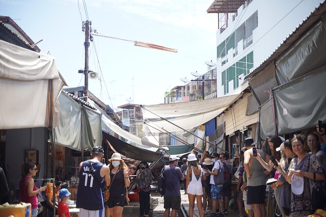 Maeklong Railway Market and Floating Market - Who should book this day trip