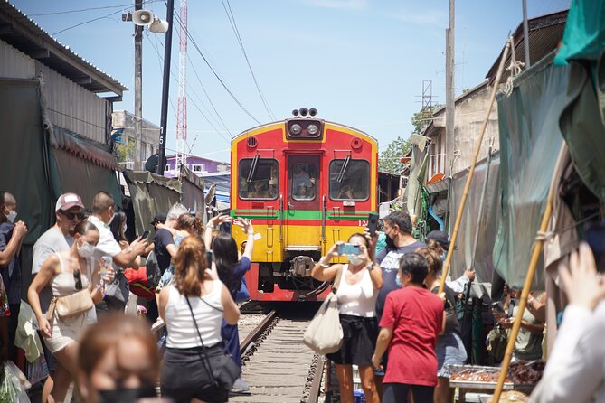 Maeklong Railway Market and Floating Market - Should you book Maeklong Railway Market and Damnoen Saduak Floating Market?