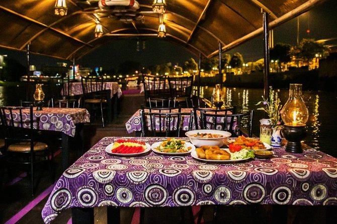 Magical Evening Dinner Cruise on the Ping River - Drinks and cocktails onboard: nice to add, easy to budget
