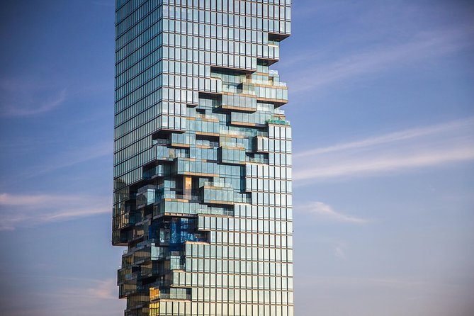 Mahanakhon Building Skywalk - Free Upgrade to Rooftop - Outdoor rooftop deck on the 78th floor: the height boost (and the risk)