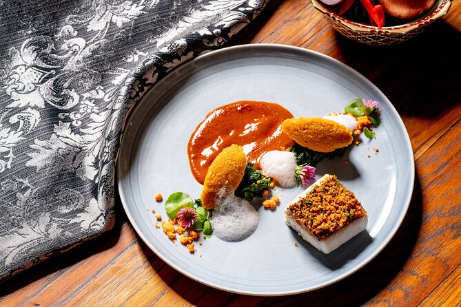Manohra Cruise Luxury Dining - The rice barge vibe: old boat charm with modern dining comfort