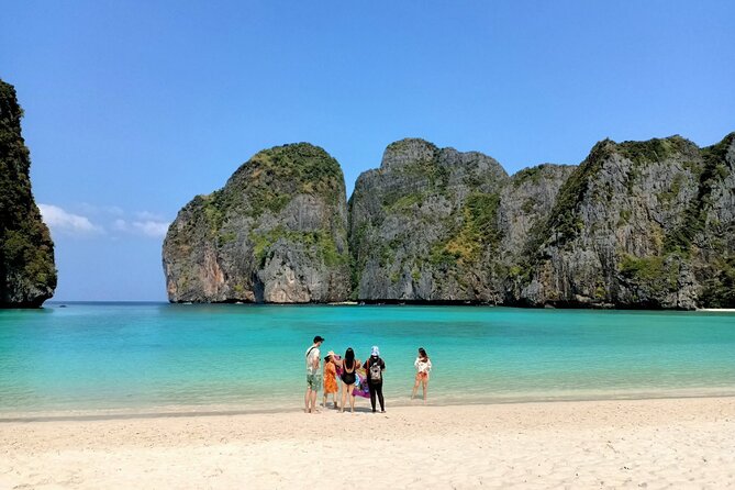 Maya Beach, Bamboo Island & Phi Phi Islands Tour From Phuket - Phi Phi Don lunch break: buffet time that turns the day from rushed to doable