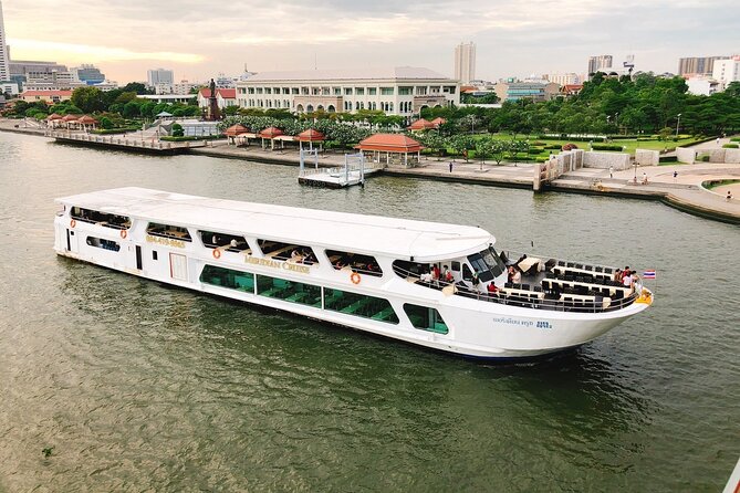 Meridian Sunset Dinner Cruise - Floating Paradise From ICONSIAM Bangkok - Stop 2: Wat Arun (Temple of Dawn) and its rising-sun identity