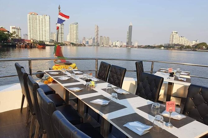 Meridian Sunset Dinner Cruise - Floating Paradise From ICONSIAM Bangkok - Stop 3: Wat Kanlayanamit Woramahawihan for a quieter temple moment