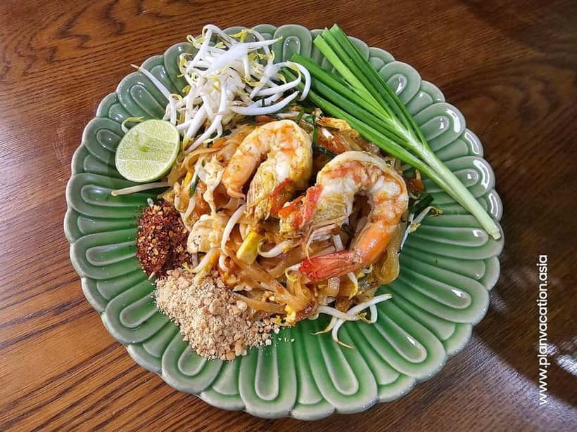 Mini Group: Uncle and Aunty Cooking House Afternoon Class - Travel to the studio: local transport, small-group feel