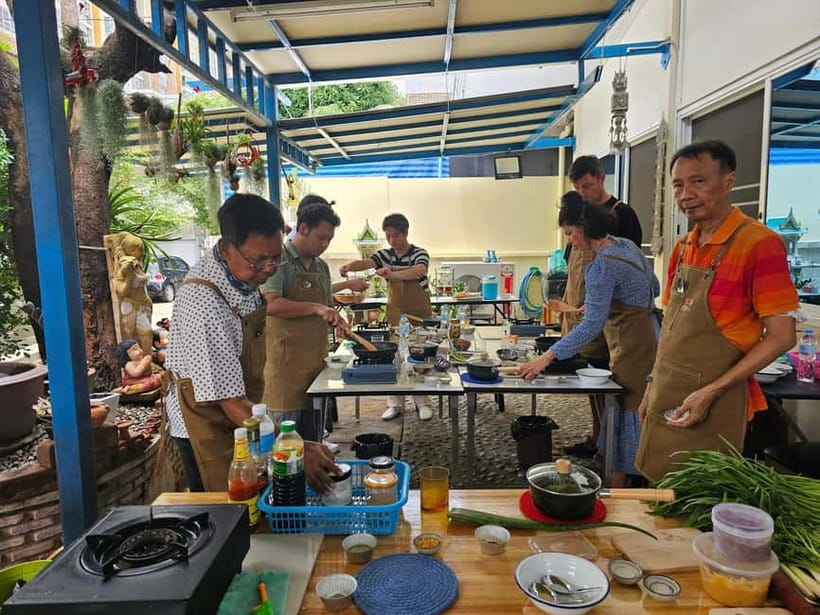 Mini Group: Uncle and Aunty Cooking House Afternoon Class - What you actually cook: the weekly menu rotation