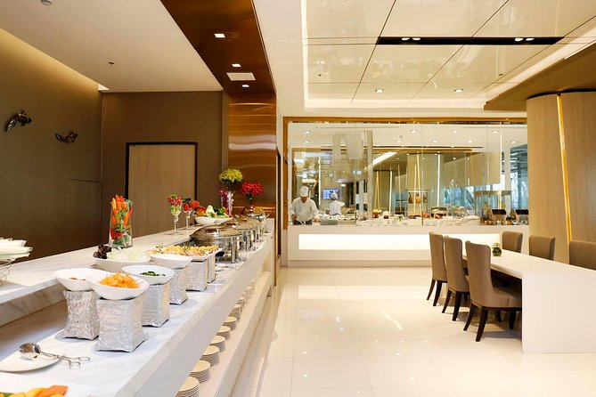 Miracle Bangkok Airport Lounges – Relax Before You Fly - Wi‑Fi, TV, Newspapers, and the Art of Not Rushing