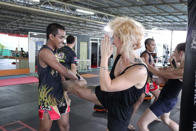 Muay Thai Boxing Class - Equipment and Clothing: You Don’t Need to Bring Everything