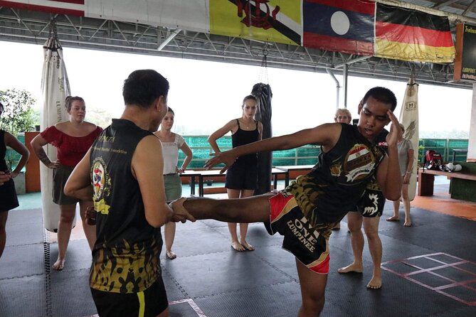 Muay Thai Boxing Class - Who Should Book This Class (and who should rethink it)