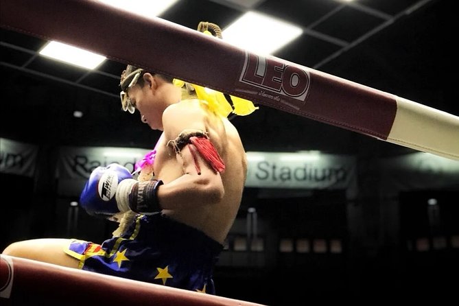 Muay Thai Boxing Show with Ringside Seats at Rajadamnern Stadium - Drinks and food: what you can expect (and what might cost extra)