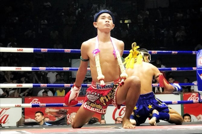 Muay Thai Boxing Show with Ringside Seats at Rajadamnern Stadium - Who this is best for