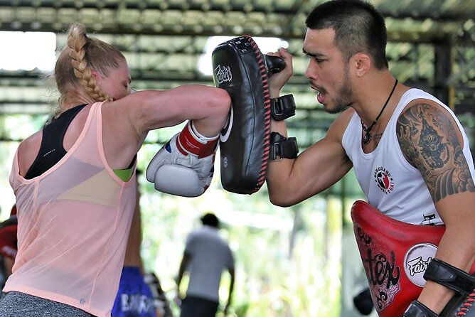 Muay Thai Experience - 1/2 Day - Gear, shower, and the comfort details that make training easier