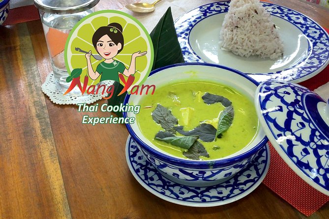 Nang Yam Thai Cooking Experience Full Day Tour, Museum & Samet Nangshe Viewpoint - Benyaran Museum: Antique Displays, 20th-Century Stories