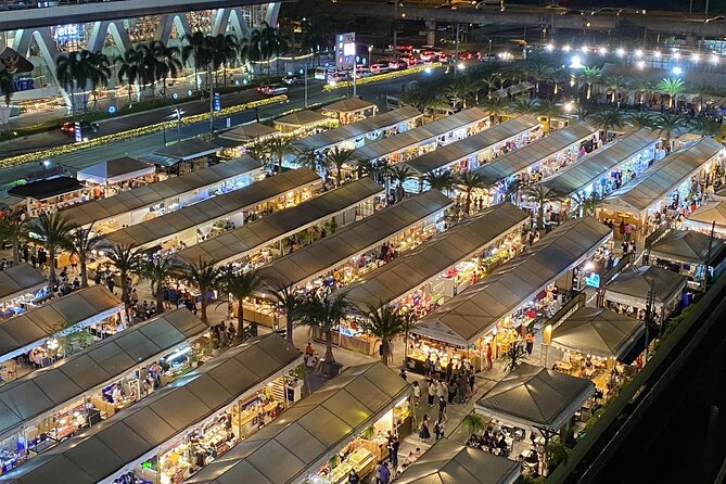 Night life in Bangkok - Jodd Fairs Train Night Market(Joint) - Inside JODD FAIRS Rama 9: What You’ll Do Once You’re There
