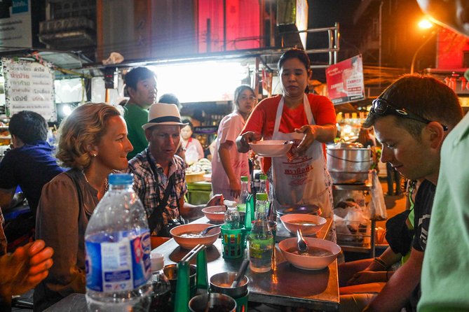 Night Street Food Tour of Bangkok's Chinatown - The Best Part: Guides Who Can Handle the Street and the Questions