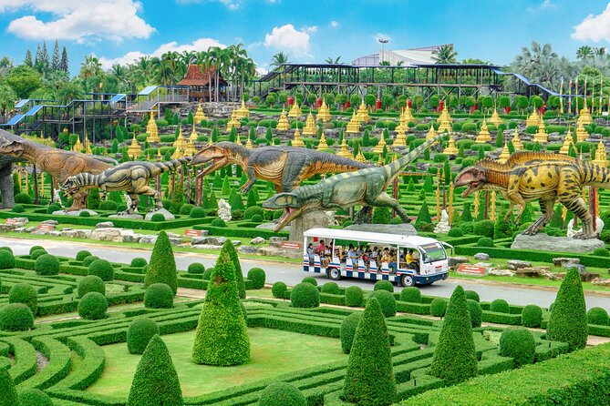 Nong Nooch Tropical Garden Ticket in Pattaya - Shows and elephant encounters: entertainment with an ethical filter