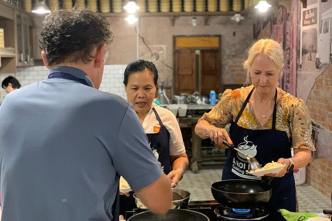 Northern Thai Cooking Experience in Chiangmai - Welcome snacks, chili dip, and an herbal reset
