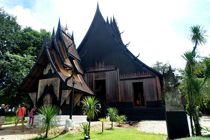 One Day Tour Chiang Rai(White Temple , Blue Temple, Black House) Private Tour - Baan Dam Museum (Black House): Thawan Duchanee’s Dark-Theme Art