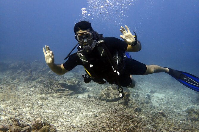 PADI Discover Scuba 2 Times Diving Phuket - Small Group Size: Why a Max of 20 Helps Beginners