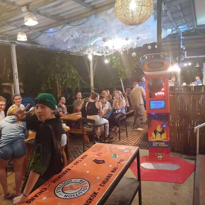 Pai Pub Crawl: The Best Nightlife in Town! - Karaoke and DJs: why this crawl feels different from random bar hopping