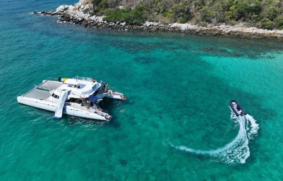 Pattaya: 3 Islands Day Tour on Catamaran with Buffet Lunch - First stop: Koh Phai for swimming and easy beach time