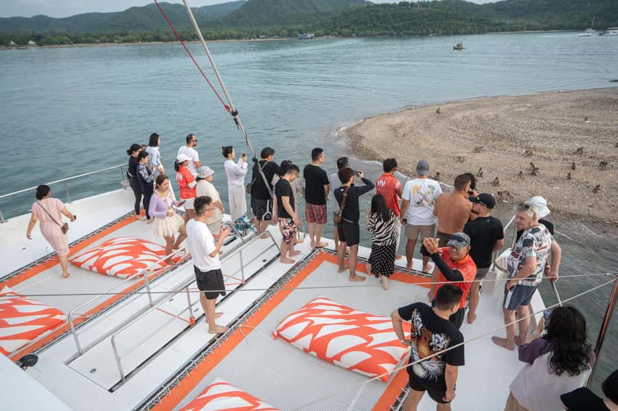 Pattaya: 3 Islands Hopping Day Tour on Catamaran with party - Price and Value: Is $109 Worth It for a Party Catamaran Day?