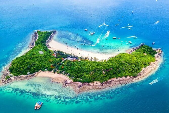Pattaya: 3 Islands one day trip on Catamaran with Lunch - Lunch on board: Thai buffet, BBQ, snacks, and fruit