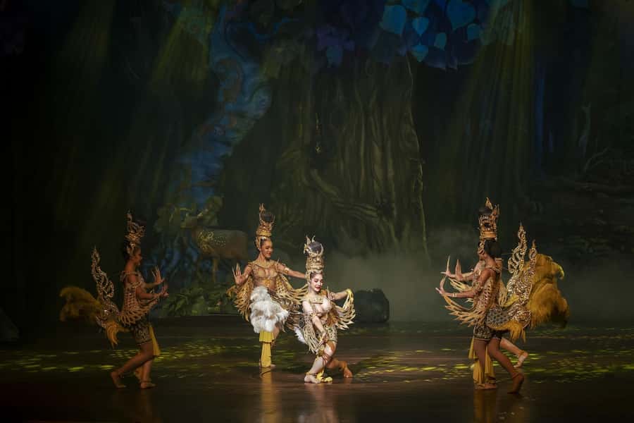 Pattaya: Alcazar Cabaret Show VIP Seat with Private Transfer - At the Alcazar Theater: What the VIP Ticket Actually Buys You