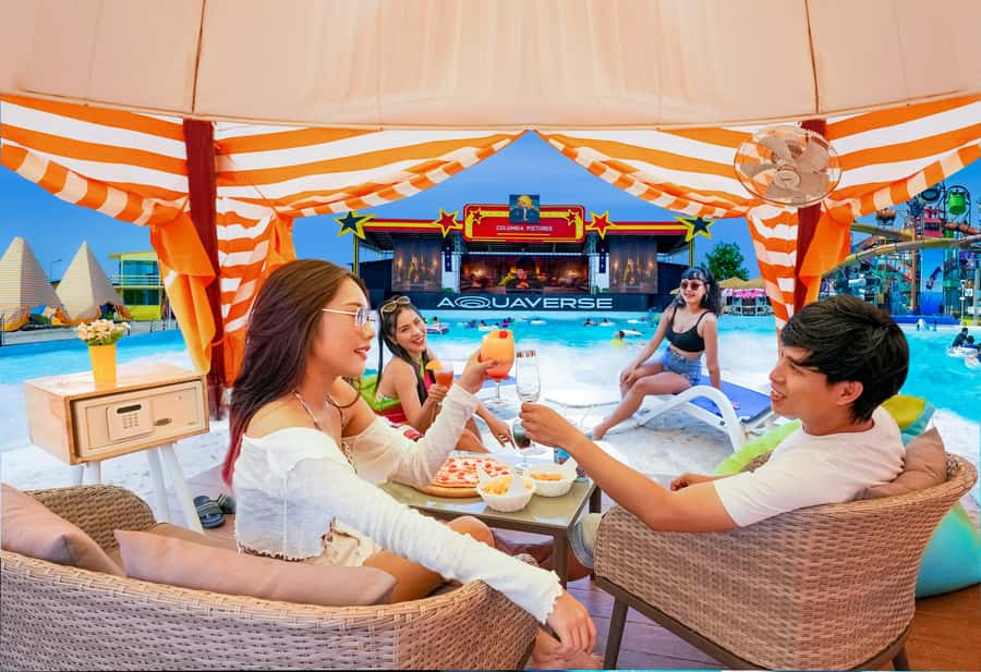 Pattaya: Columbia Pictures Aquaverse Cabana Experiences - Why Columbia Pictures Aquaverse feels like a movie set