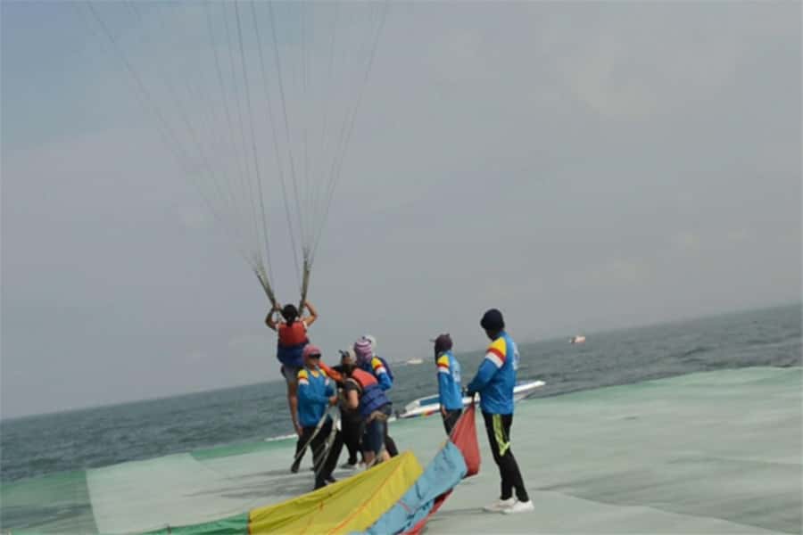 Pattaya: Coral Island-Speed boat-lunch-Activities by Choices - Jet ski and banana boat choices: pick what matches your comfort