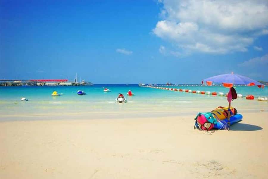 Pattaya: Coral Island Speed Boat, Sea Walker and Lunch - Beach day rules: what to bring, what to skip