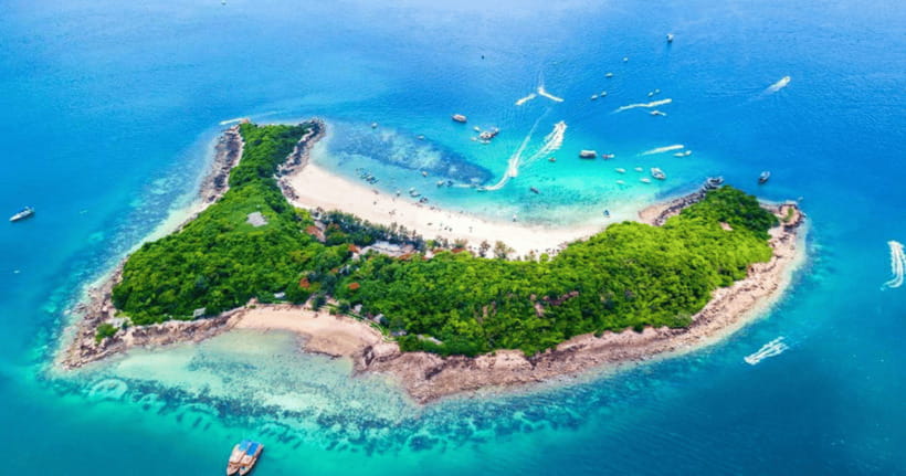 Pattaya: Coral Island Tour with Indian Lunch / Thai Lunch - Water sports time: fun, fast, and mostly extra cost