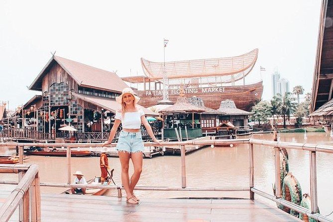Pattaya Floating Market with Return Transfer - Pattaya Floating Market as Four Mini-Regions on the Water