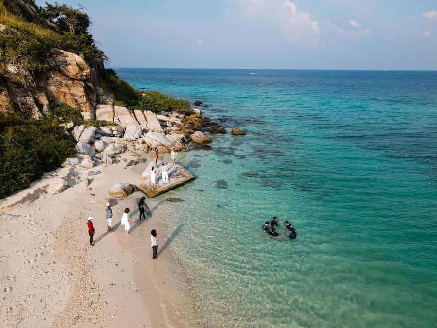 Pattaya: Full-Day 2 Islands Yacht Trip with Lunch and Sunset - Key Highlights I’d Prioritize