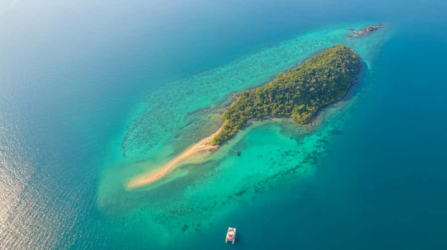 Pattaya: Full-Day 2 Islands Yacht Trip with Lunch and Sunset - Lunch Afloat: Thai Food, Coffee, Tea, and Fruit Without the Rush