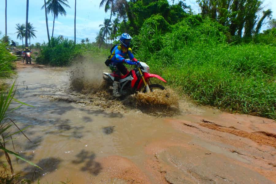 Pattaya: Half-Day Guided Enduro Tour with Meal - Safety Briefing First: The Pace Starts Before the Engine