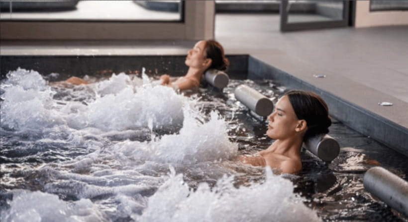 Pattaya: Let's Relax Onsen & Spa Grand Center Point Space - Pattaya onsen-style calm, with Thai massage at the center