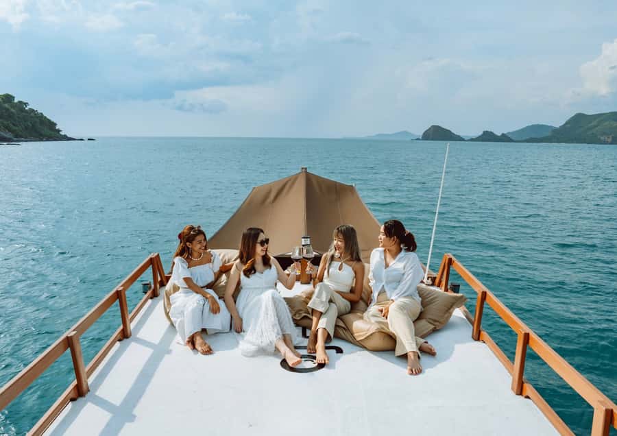 Pattaya: Private Traditional Boat Island Escape in Sattahip - Your 4-hour plan on the water (what happens, in plain terms)